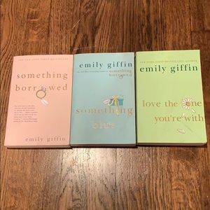 Set of 3 Emily Giffin Books ‼️